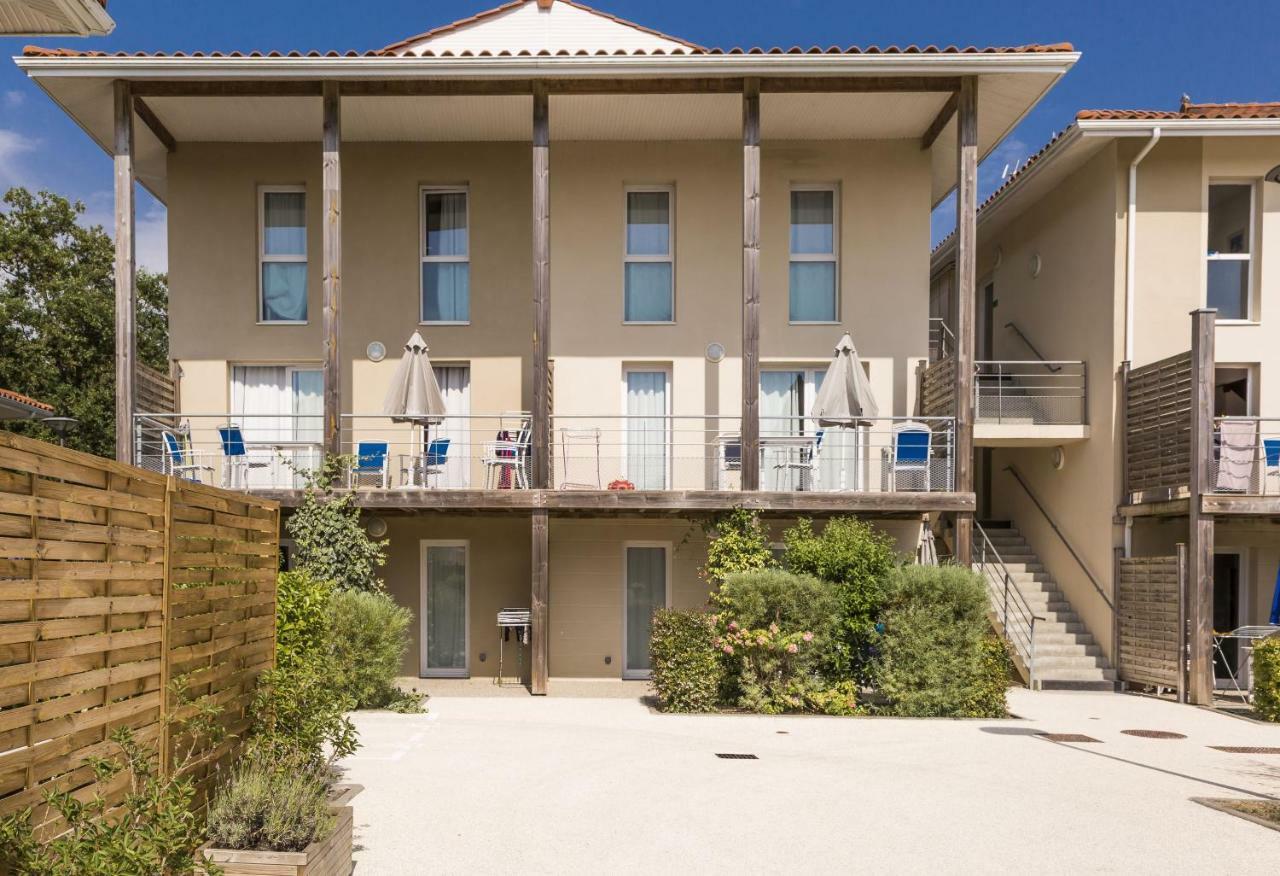 Residence Odalys Le Petit Pont Уртен Экстерьер фото